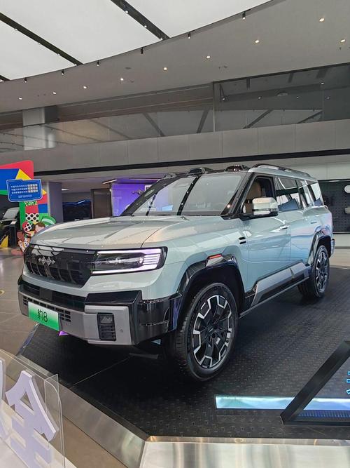 东莞208比亚迪方程豹硬派越野的爆款，英菲尼迪35周年与你共成长